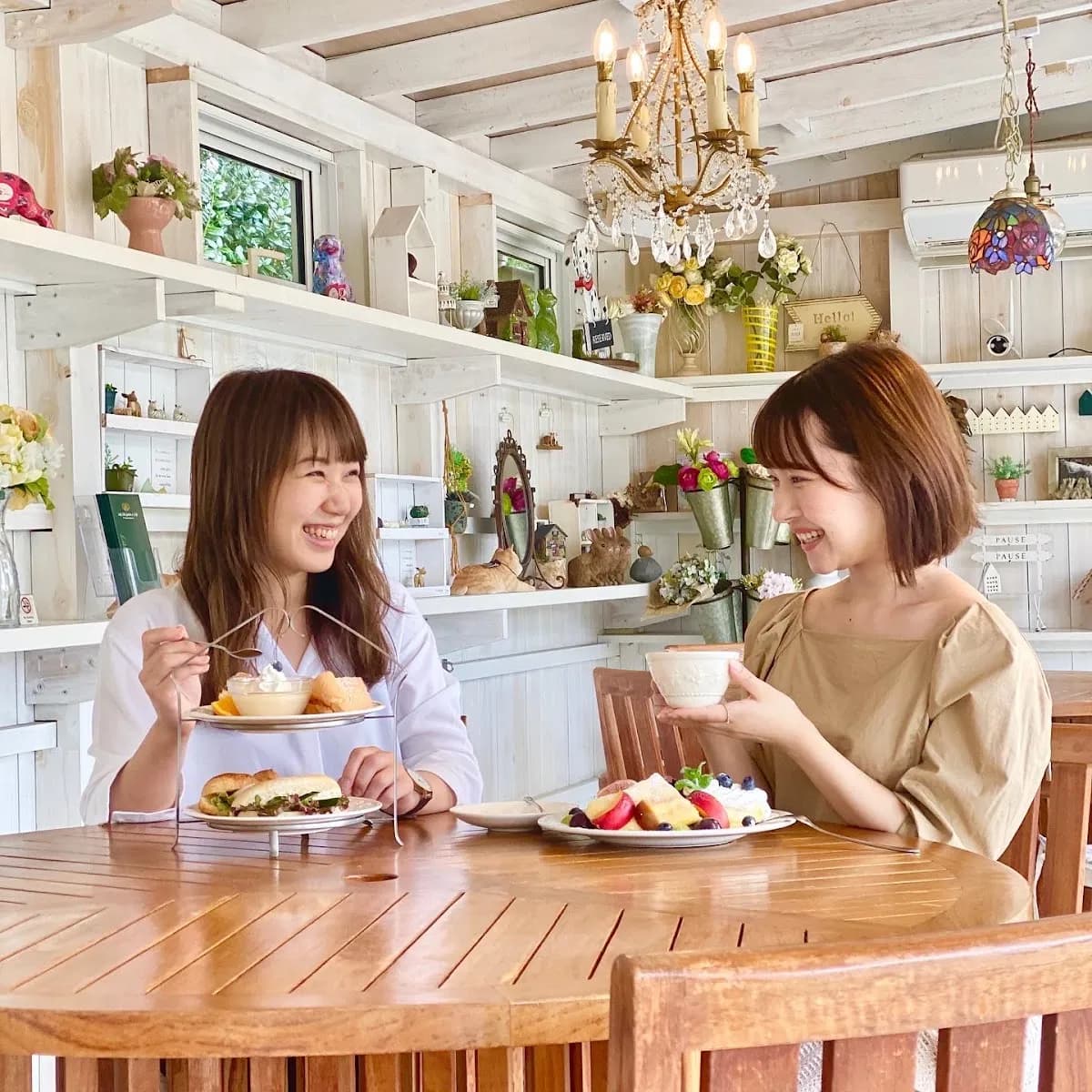 レイクサイドガーデン&Café