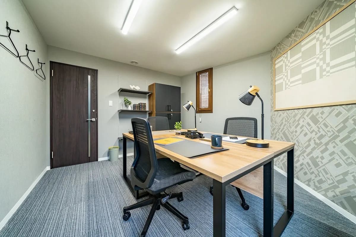 BIZcomfort横浜西口