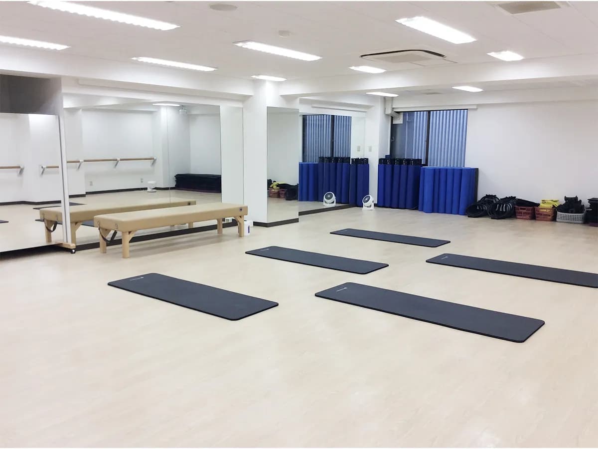 zen place ピラティス 新宿南口