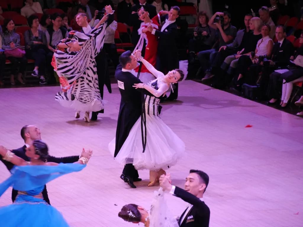 ダンスガーデンゴウダ 社交ダンス教室