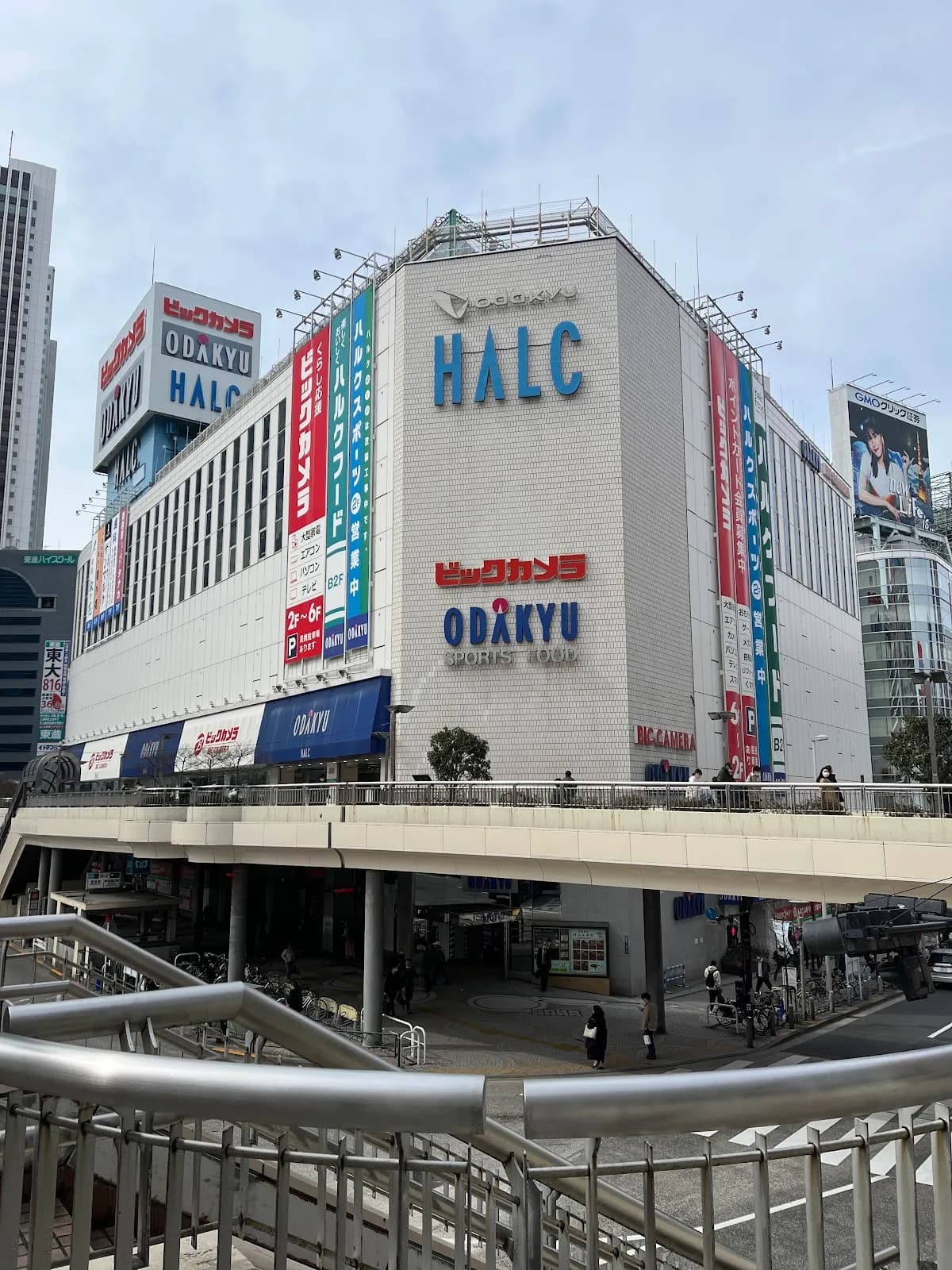ビックカメラ 新宿西口店 DELL Real Site