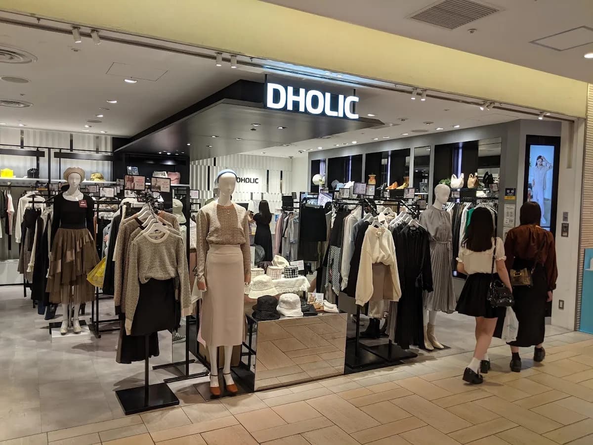 ＤＨＯＬＩＣ ルミネエスト新宿