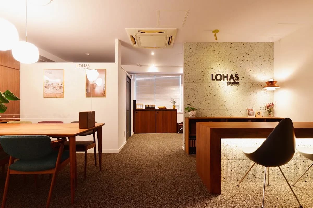 LOHAS studio Shinjuku / ㈱OKUTA