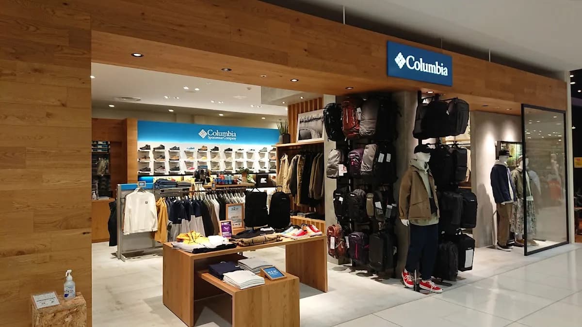 コロンビア 金沢フォーラス店