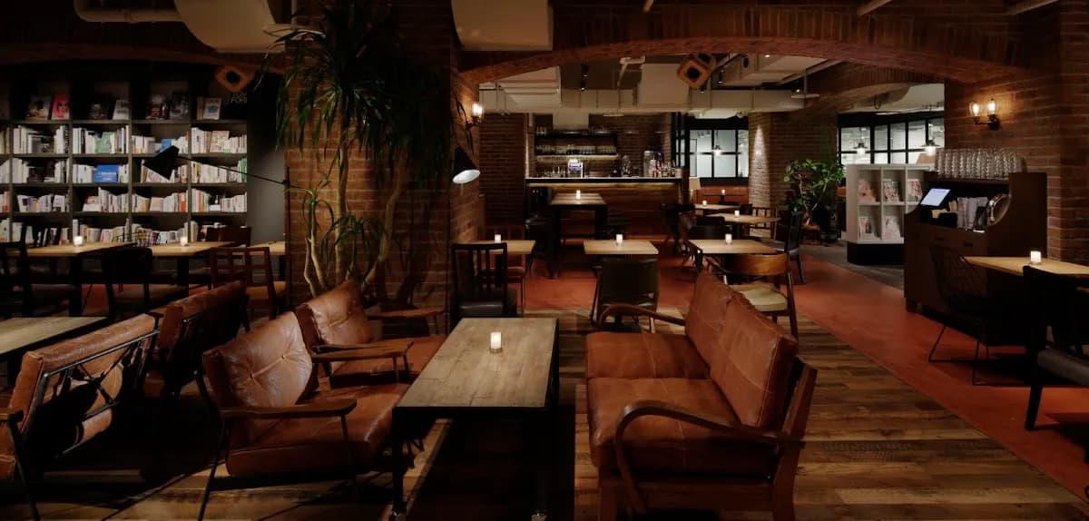 BLUE BOOKS cafe SHIZUOKA