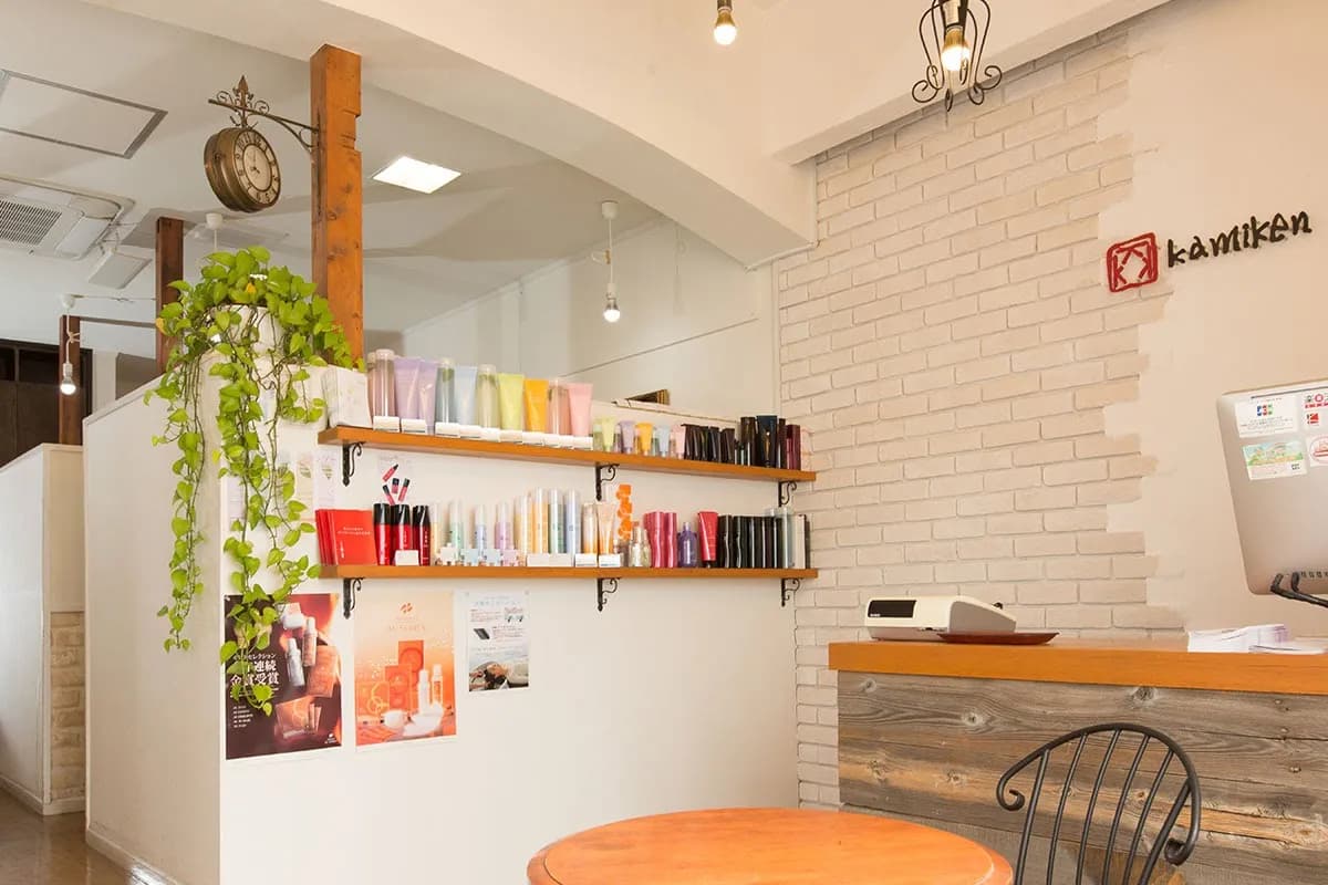 カミケン黒岩店(kamiken.kuroiwa)