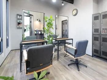ヘアアンドスパ アウローラ(Hair&Spa AURORA)
