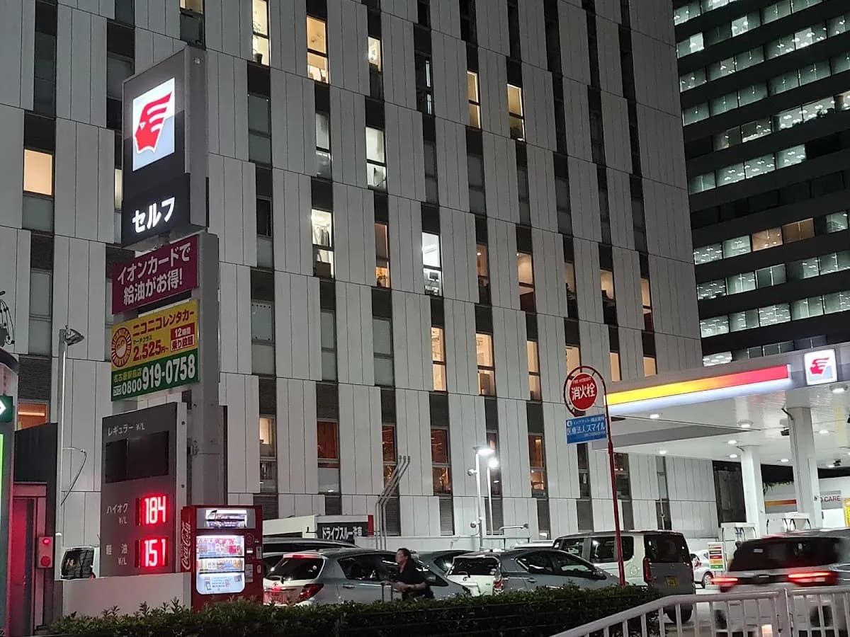 apollostation セルフ名駅店 (名古屋シェル石油販売)
