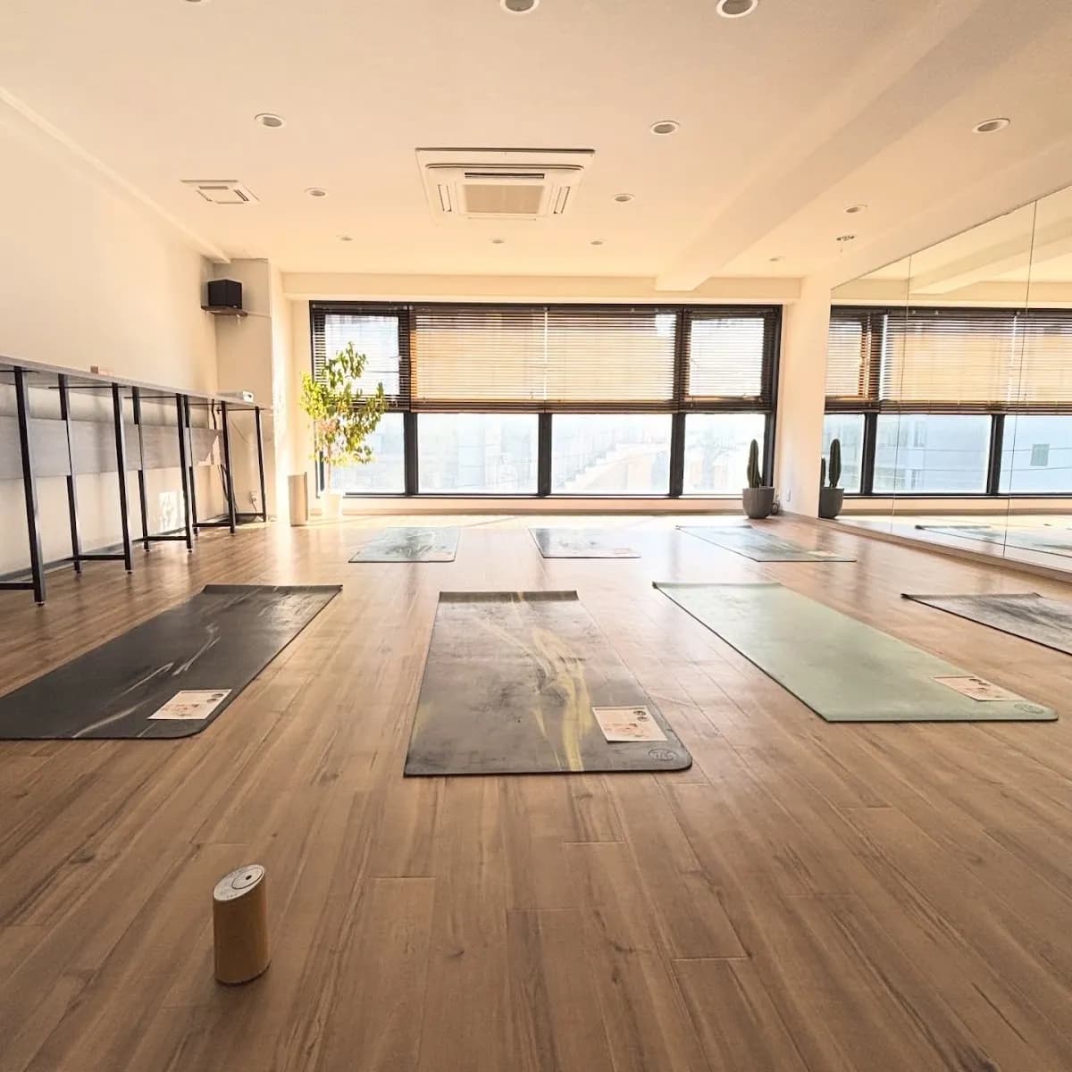 ヨガ ピラティス yogamoon(ヨガムーン) 福岡大名
