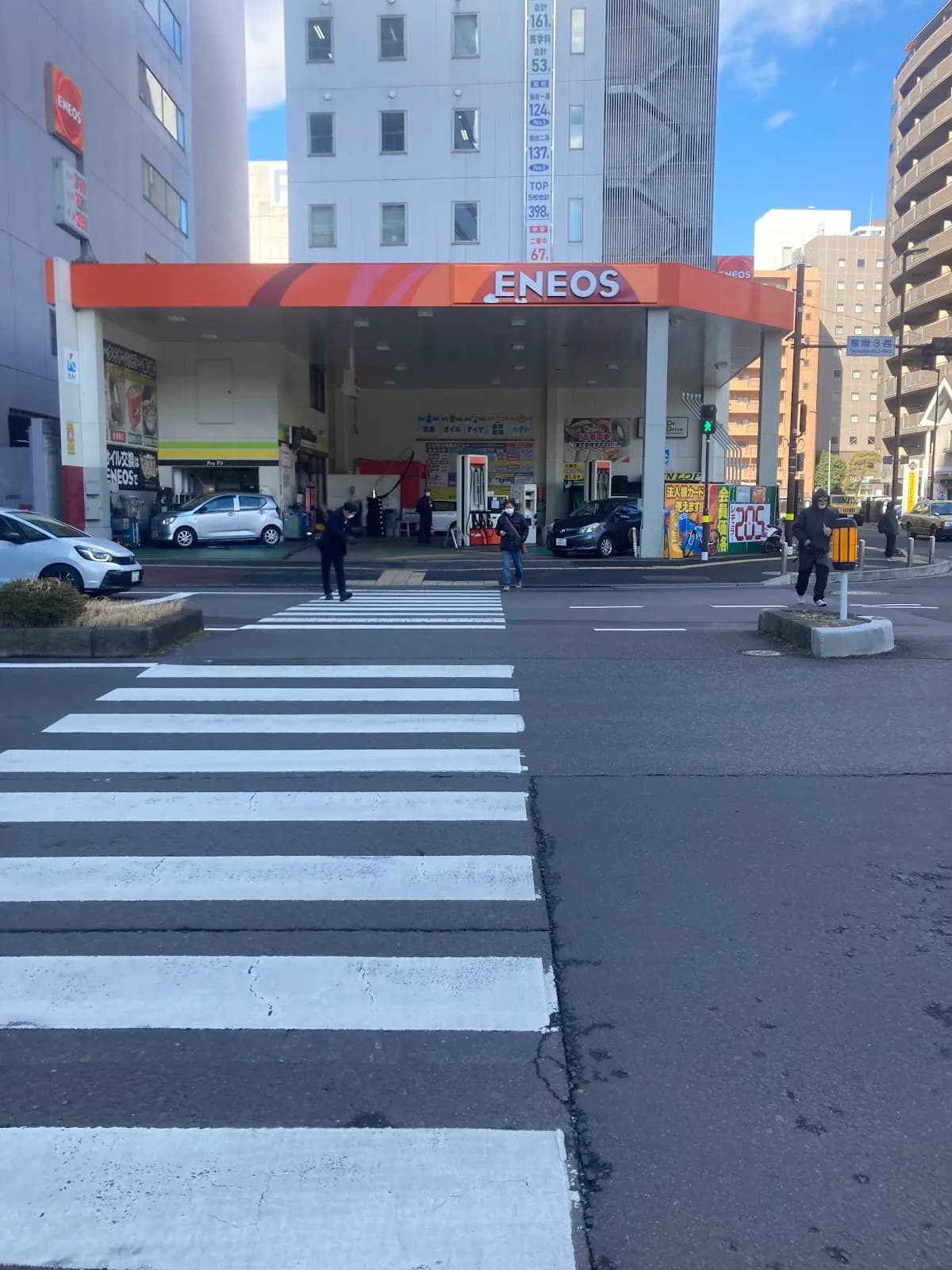 ENEOS Dr.Drive仙台東口店/カメイ(株)カーライフ事業部
