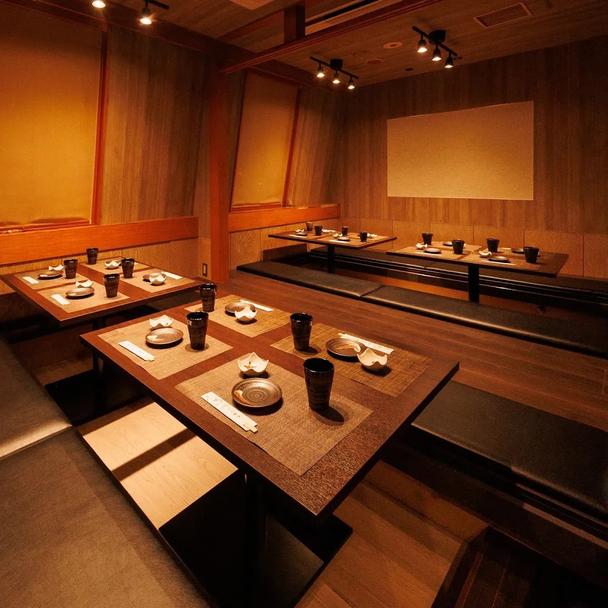 しり鳥商店 横浜西口店