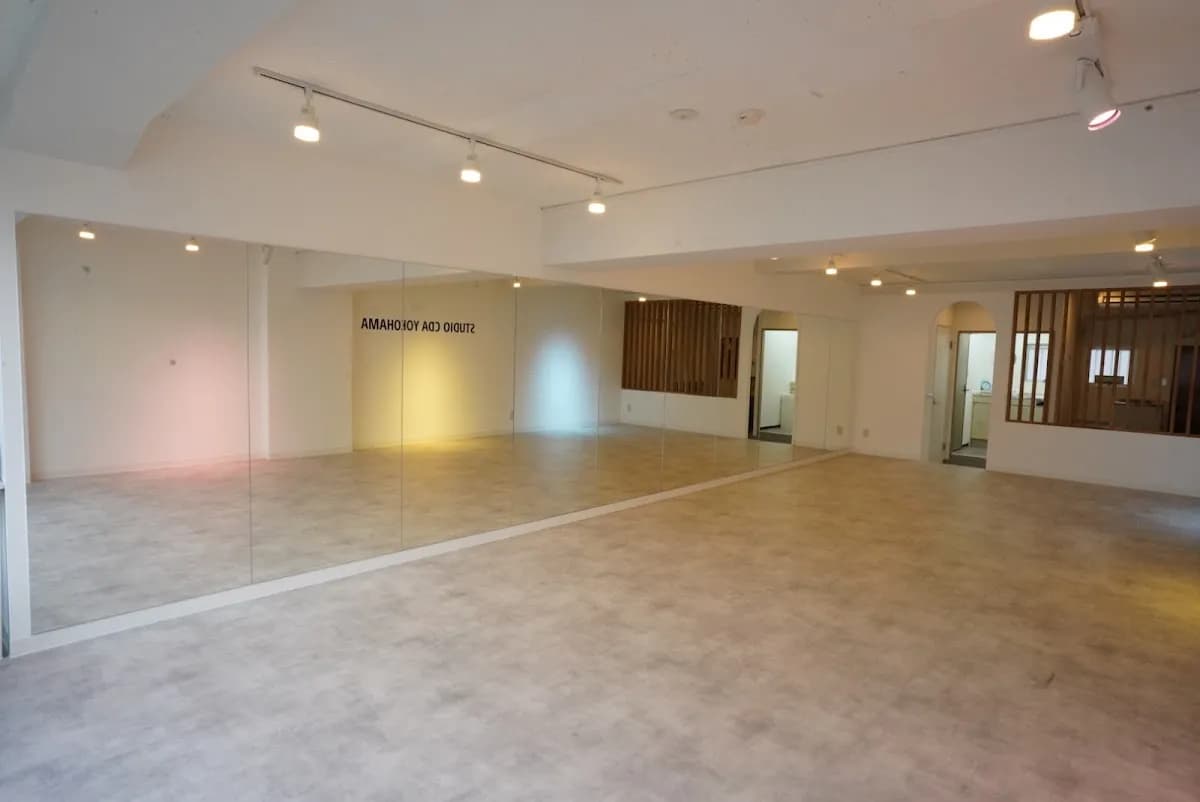 Lady Dance School 横浜校