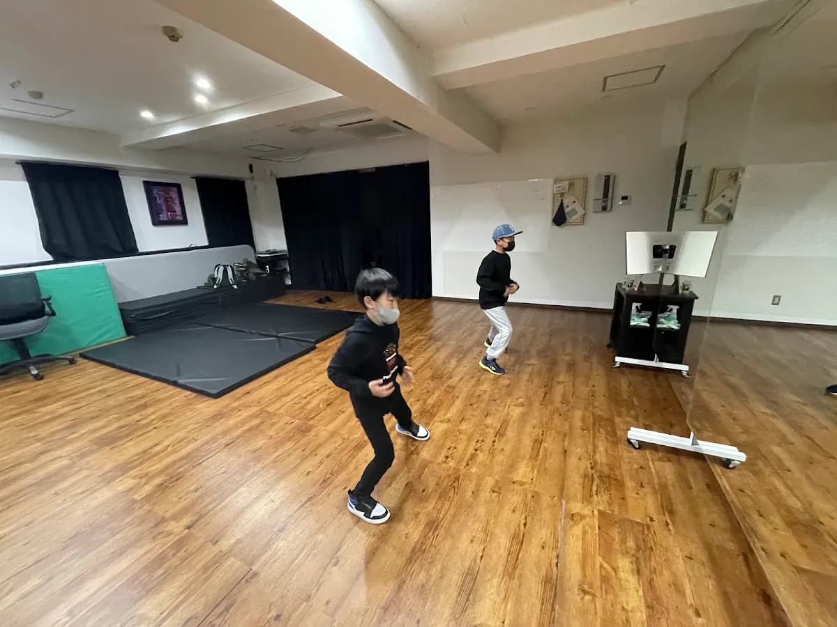 B Life Studio