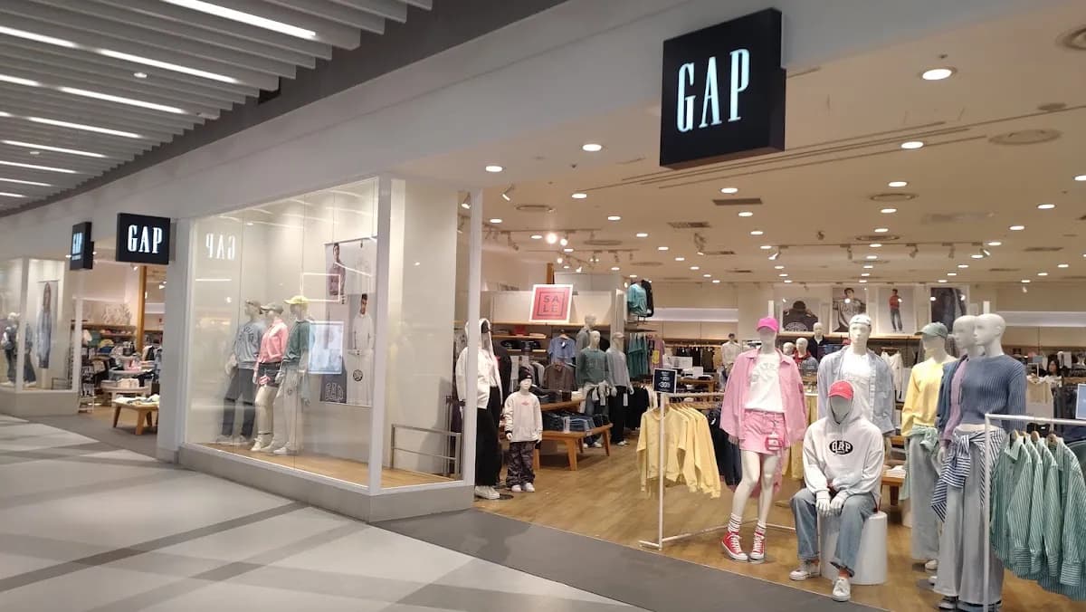 GAPストア さいたま新都心店