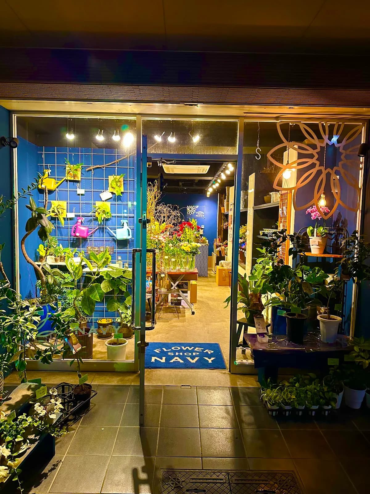 FLOWER SHOP NAVY