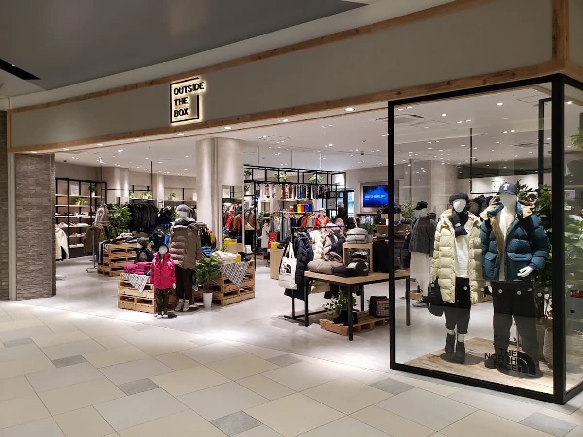 OUTSIDE THE BOX ららぽーと福岡店