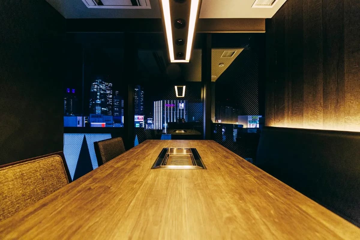 USHIGORO S. SHINJUKU