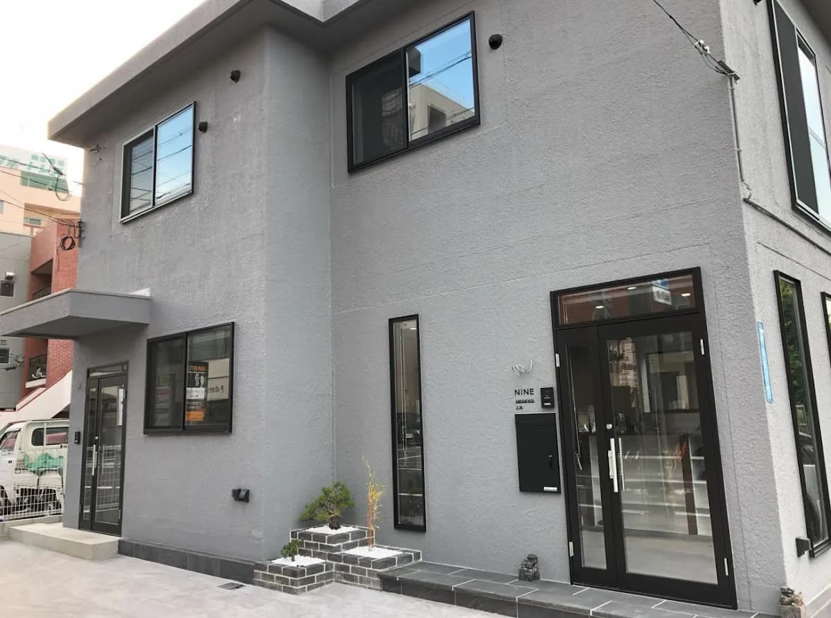 株式会社NINE